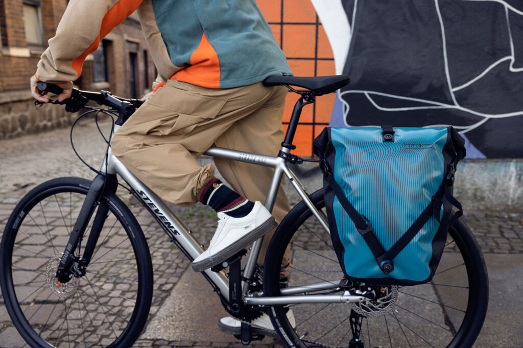 Back-Roller Design Wave Lines