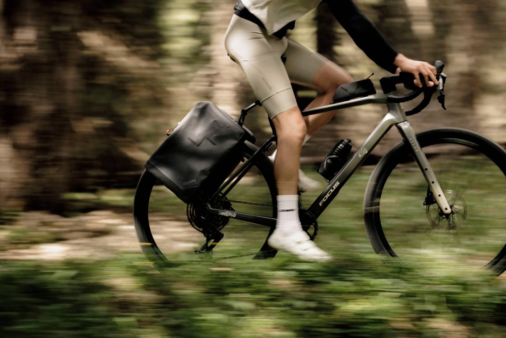 Cyclite Pannier Bag / 01 on Bike Cyclite Pannier Bag / 01 on Bike