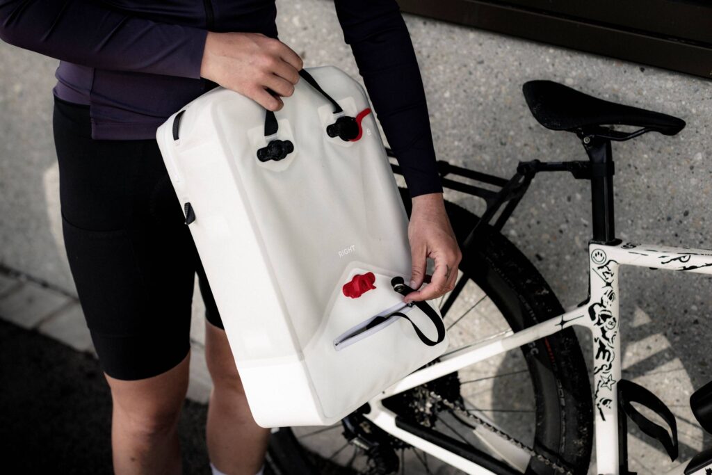 Cyclite Pannier Bag / 01 Rückseite mit Schultergurt