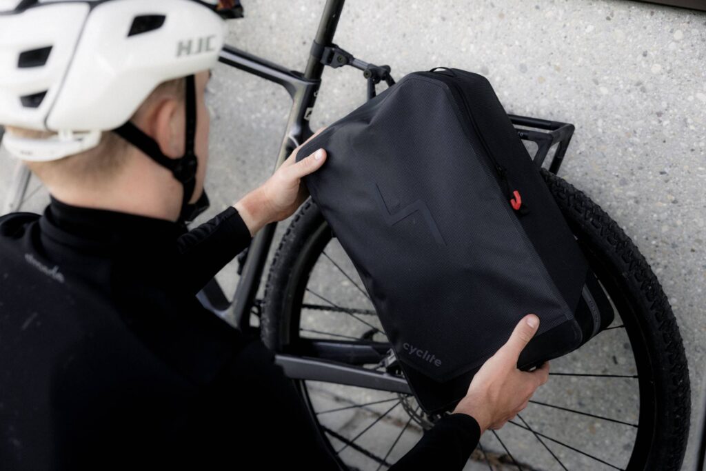 Cyclite Pannier Bag / 01 Befestigung