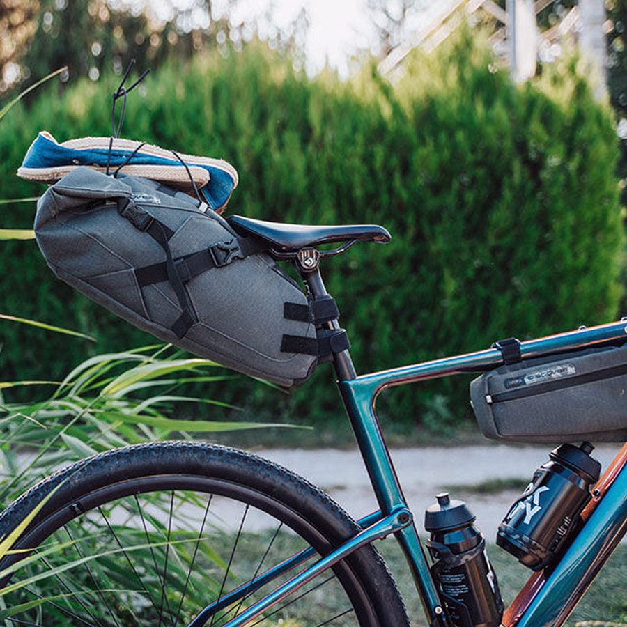 pro-discover-bikepacking-bags-11 PRO Discover Seat Bag Satteltasche Grau 15L