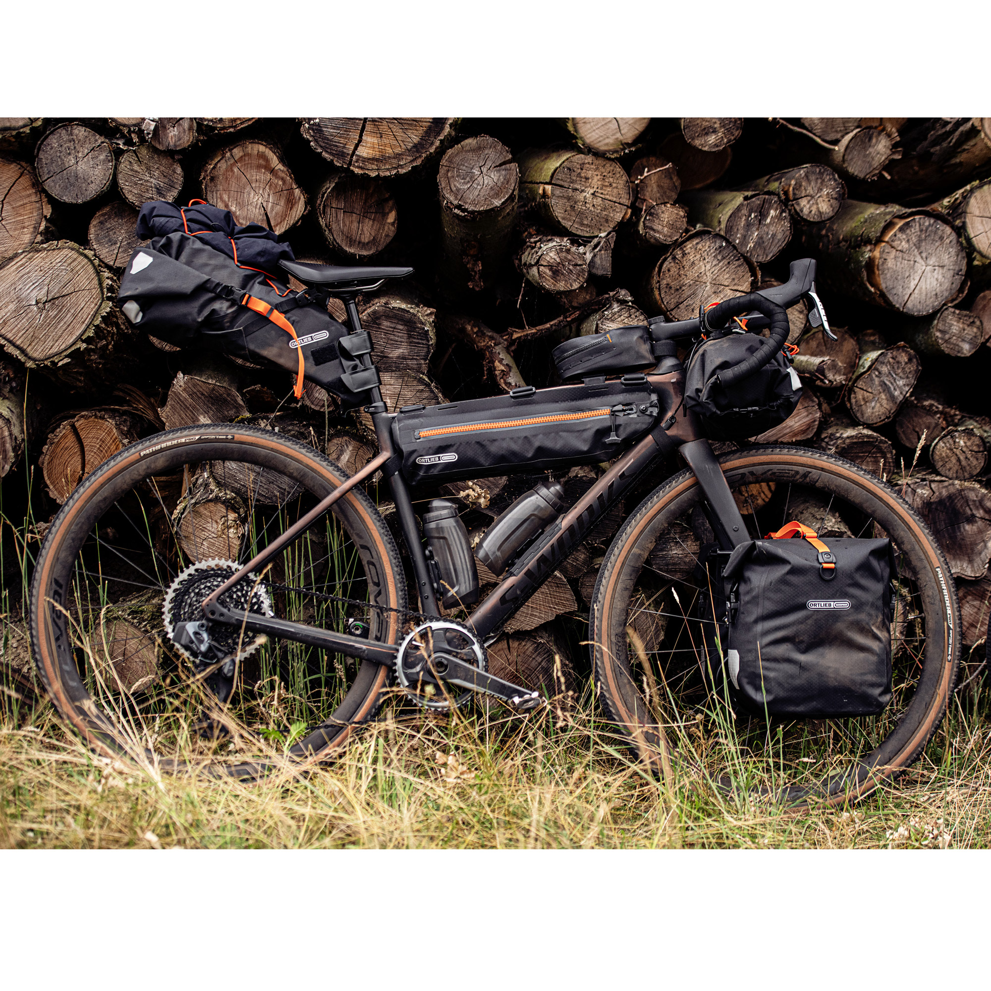 ortlieb-bike-packing-black-matt-gesamt-gravel-pack Ortlieb Frame-Pack Toptube Rahmentasche black matt 4L (50 cm)