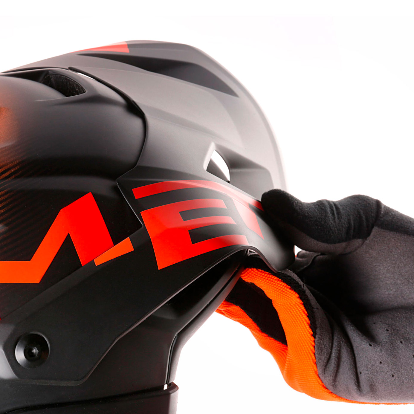 MET Parachute MCR MIPS Fullface Helm mit abnehmbarem Kinnbügel